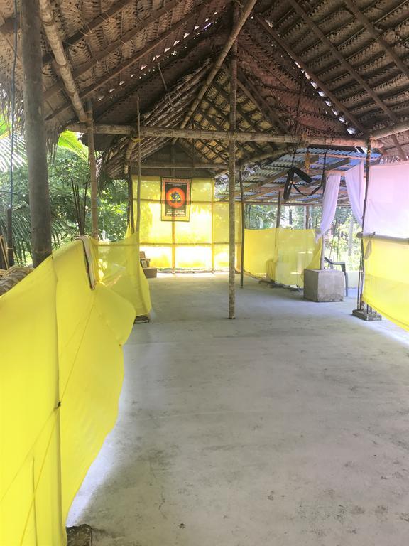 Ashiyana Cliff And Beach Resort Варкала Екстер'єр фото